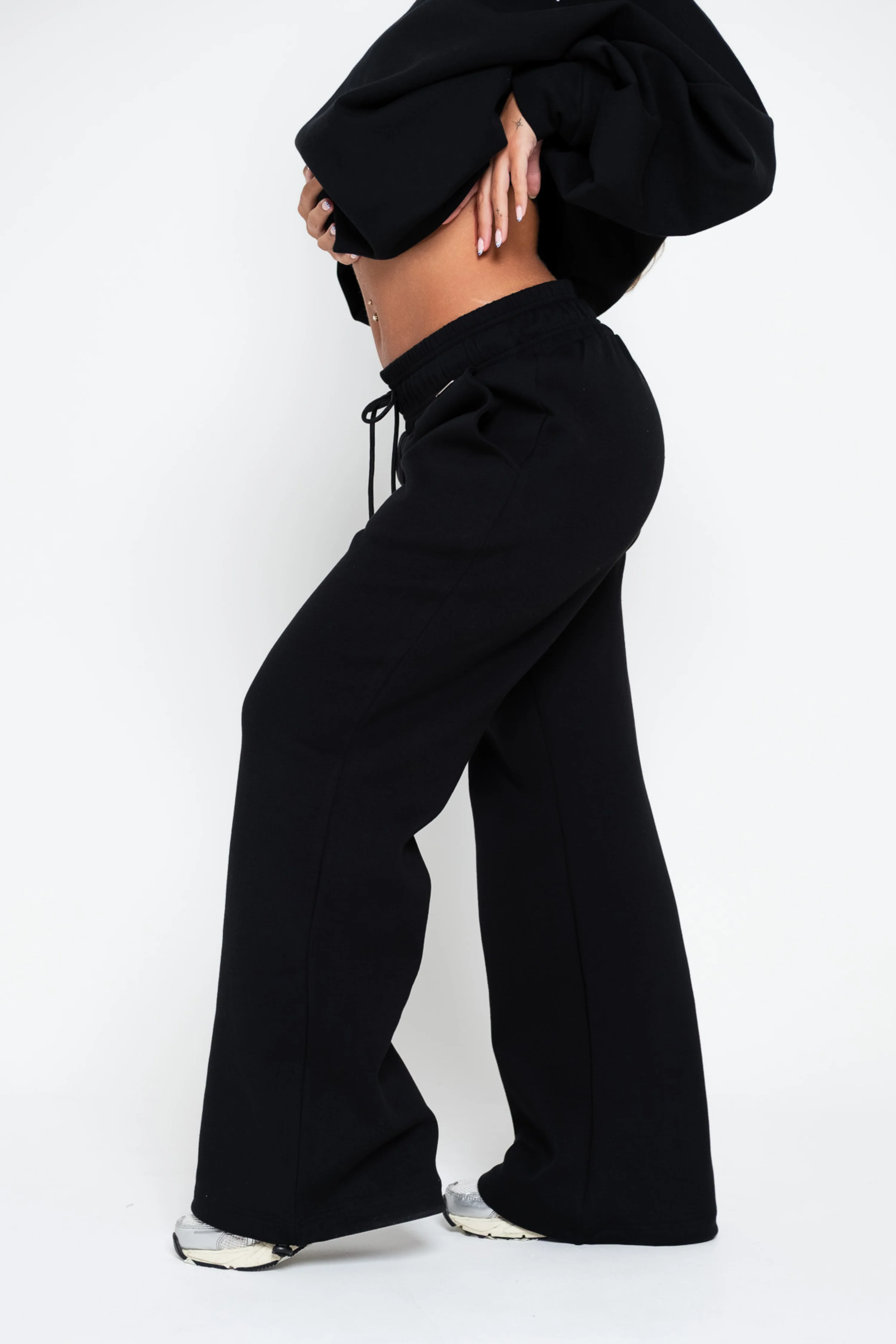 Adjustable Oversized Joggers Black - Image 10