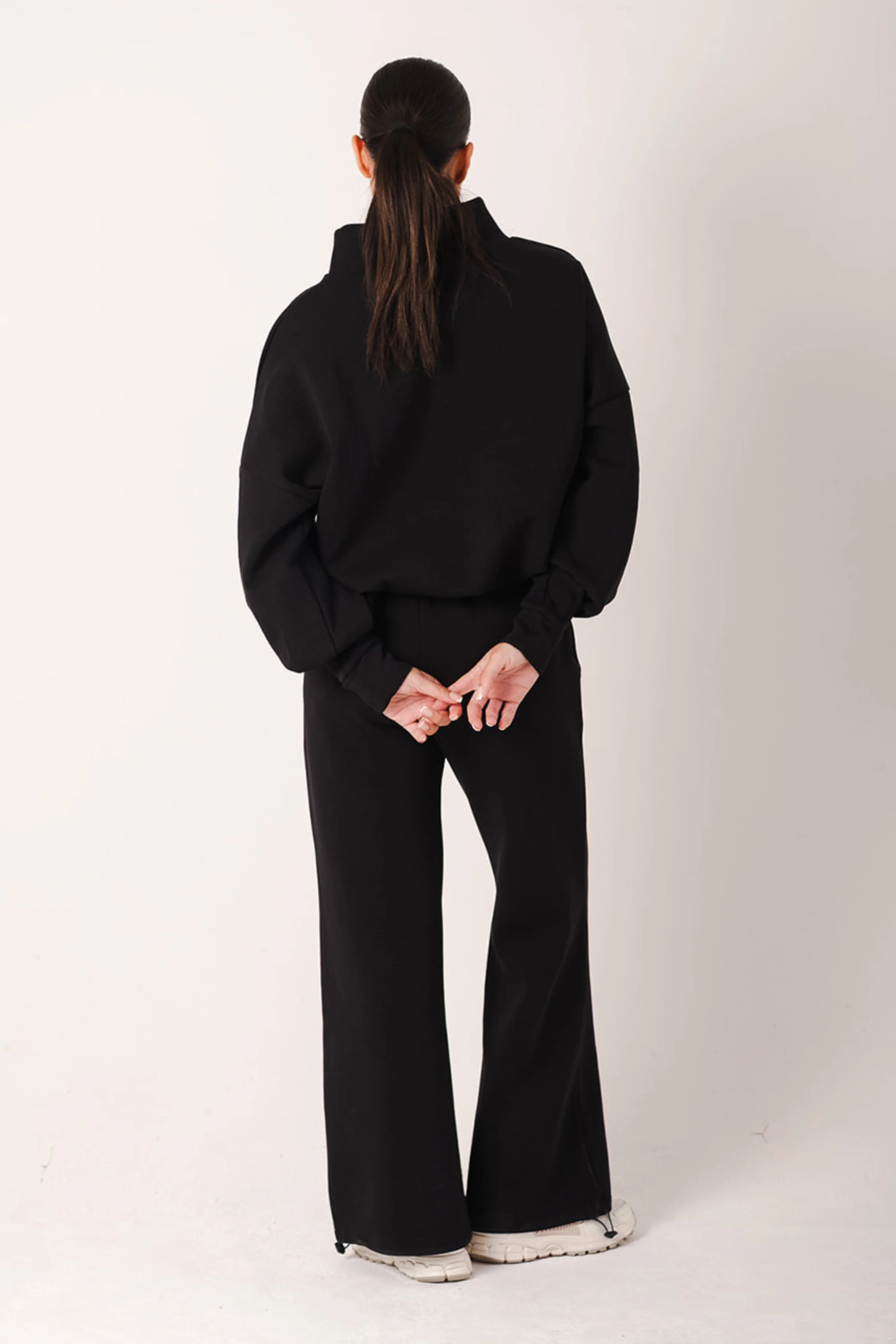 Adjustable Oversized Joggers Black - Image 7