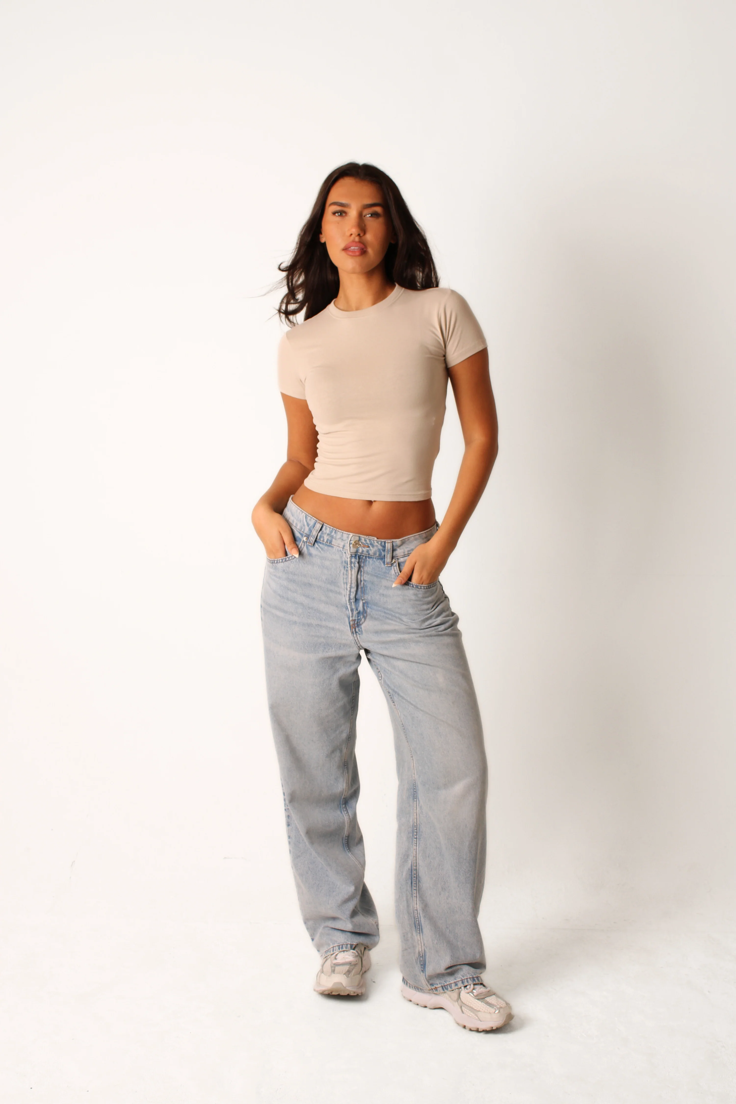 Basic Fitted Short Sleeve Cropped T-Shirt Greige - Image 3