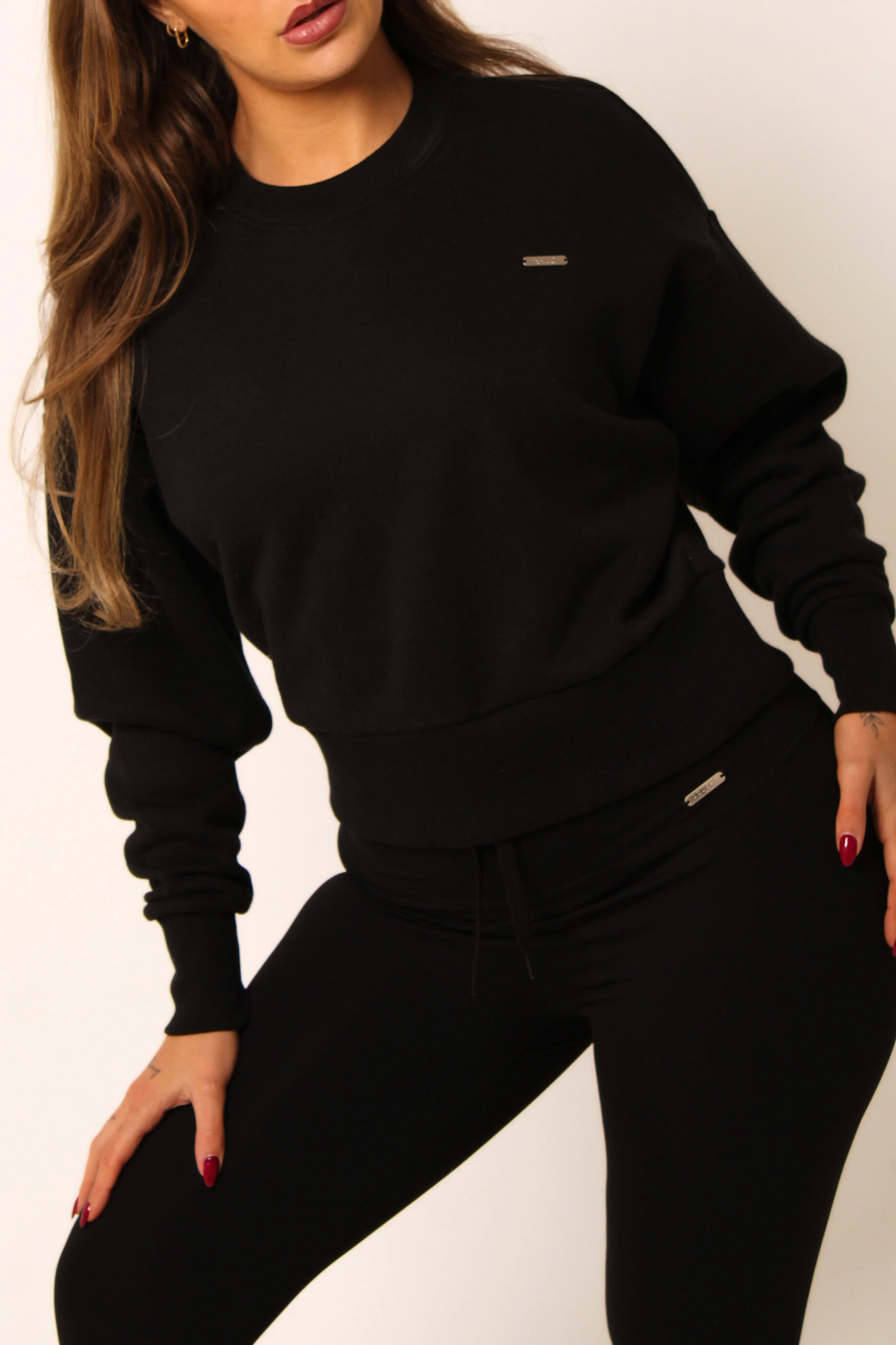 Crew Neck Fleeced Oversized Cropped Jumper Black - Image 2