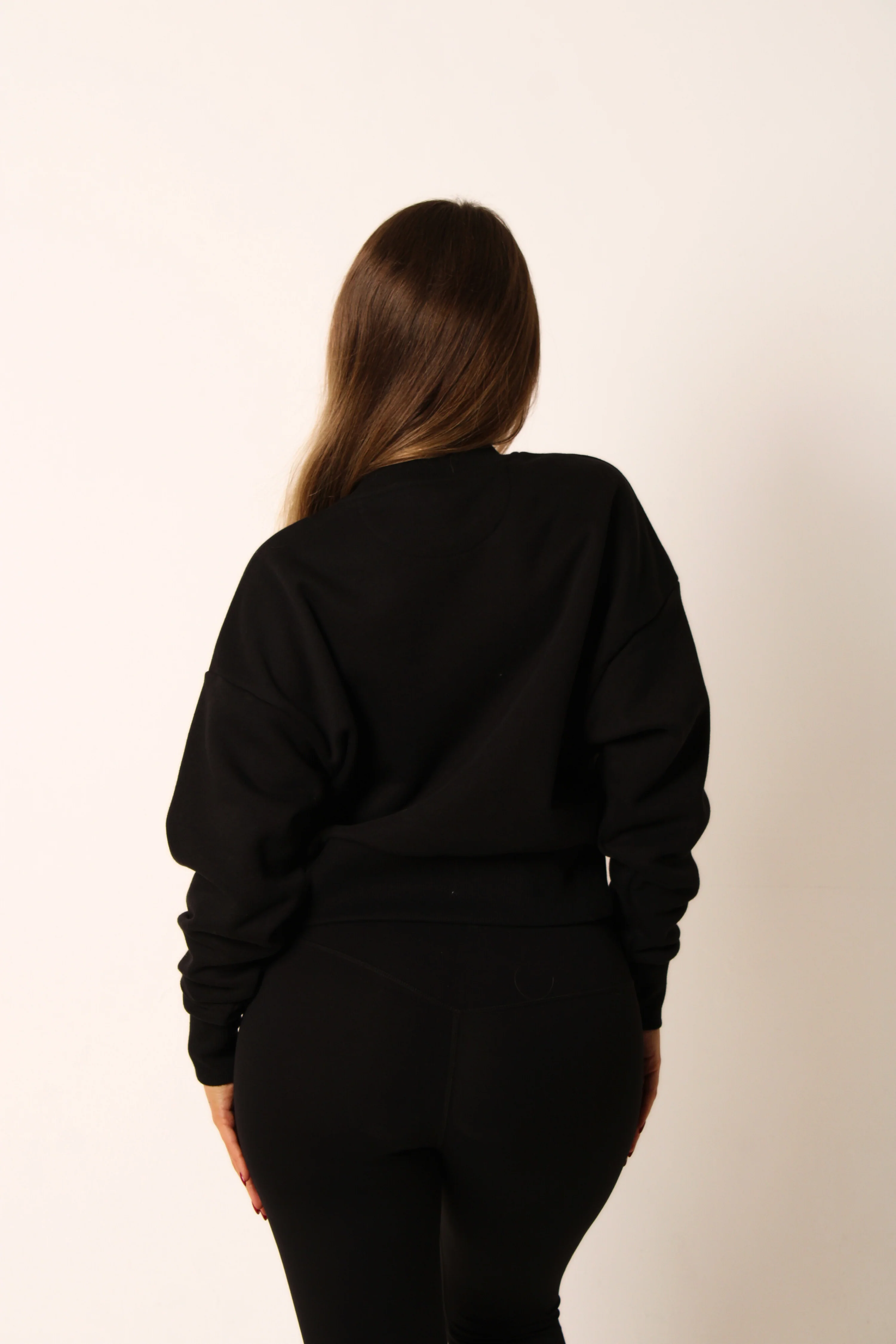 Crew Neck Fleeced Oversized Cropped Jumper Black - Image 7