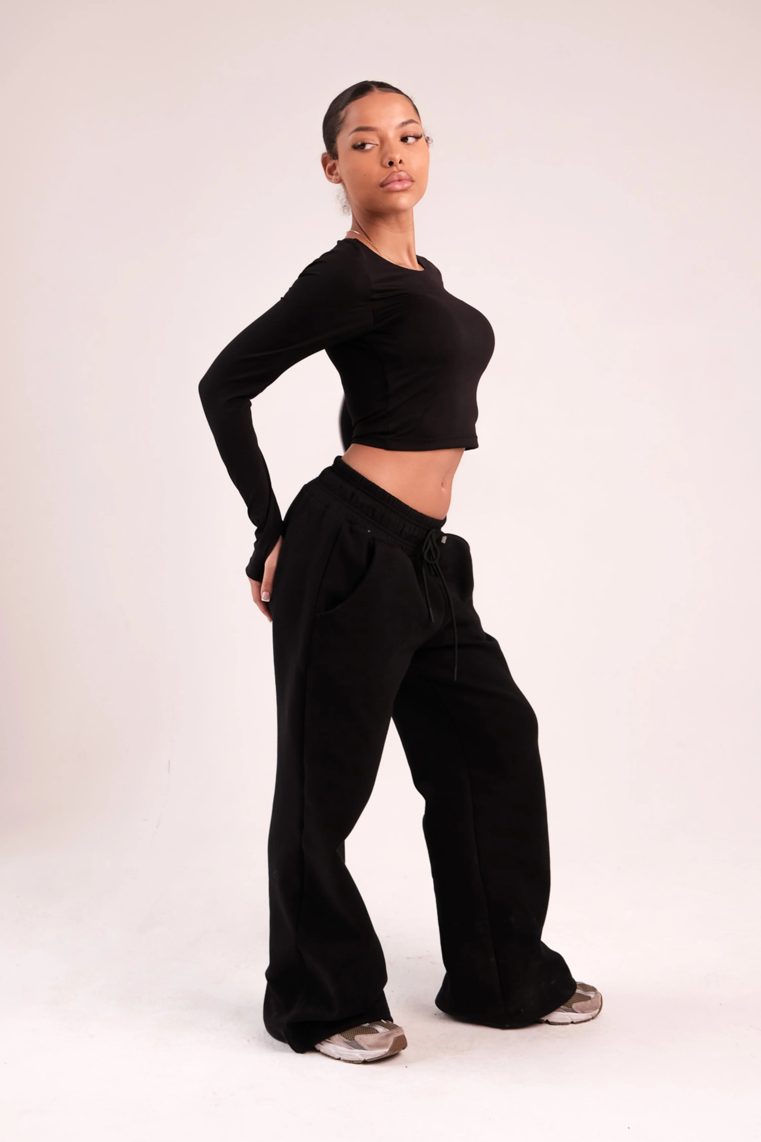 Cropped Built In Bra Long Sleeve Top Black - Image 9
