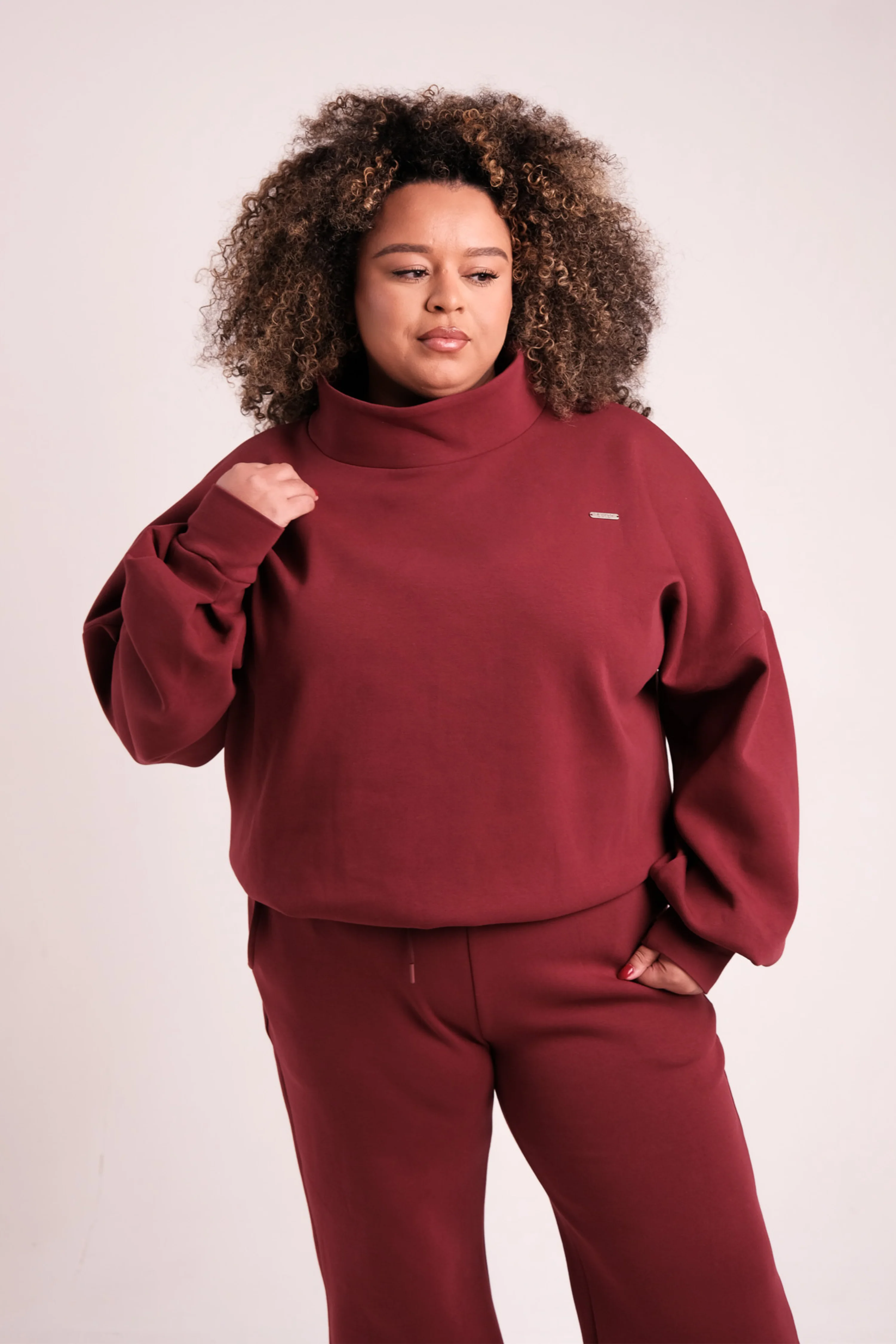 High Neck Oversized Jumper Scarlett - Image 8