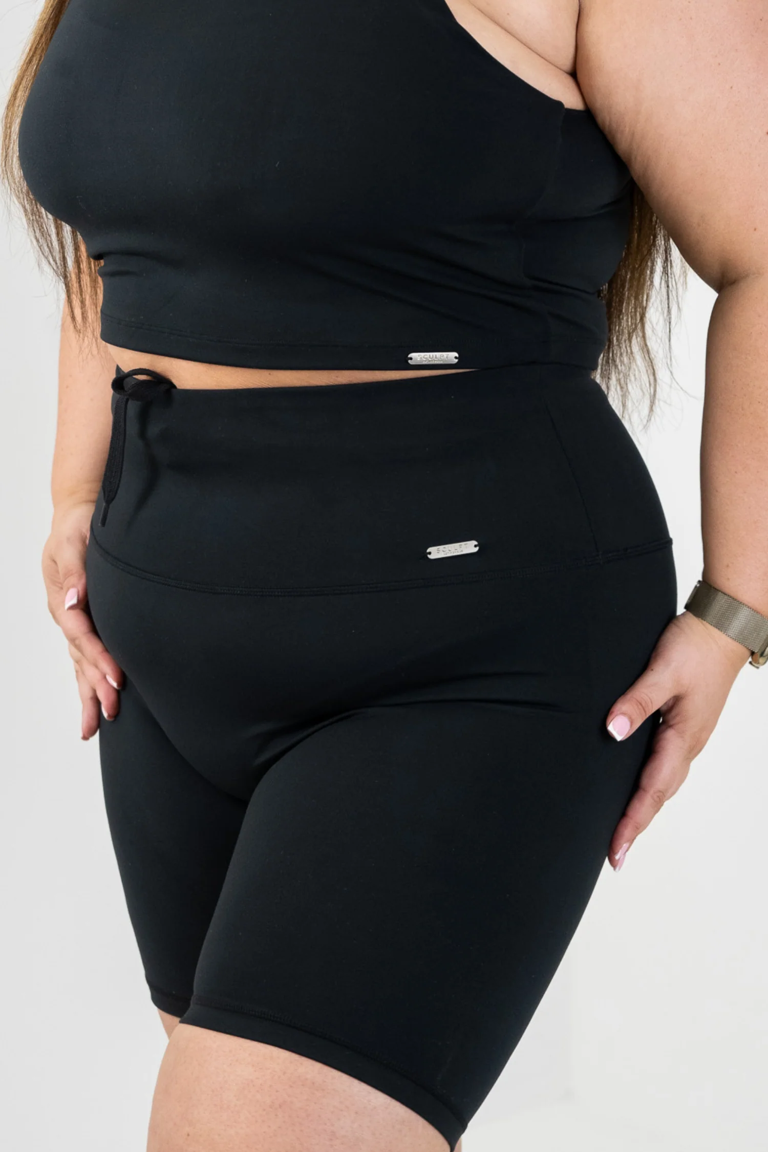 High Waisted Mid Length Shorts Black - Image 10