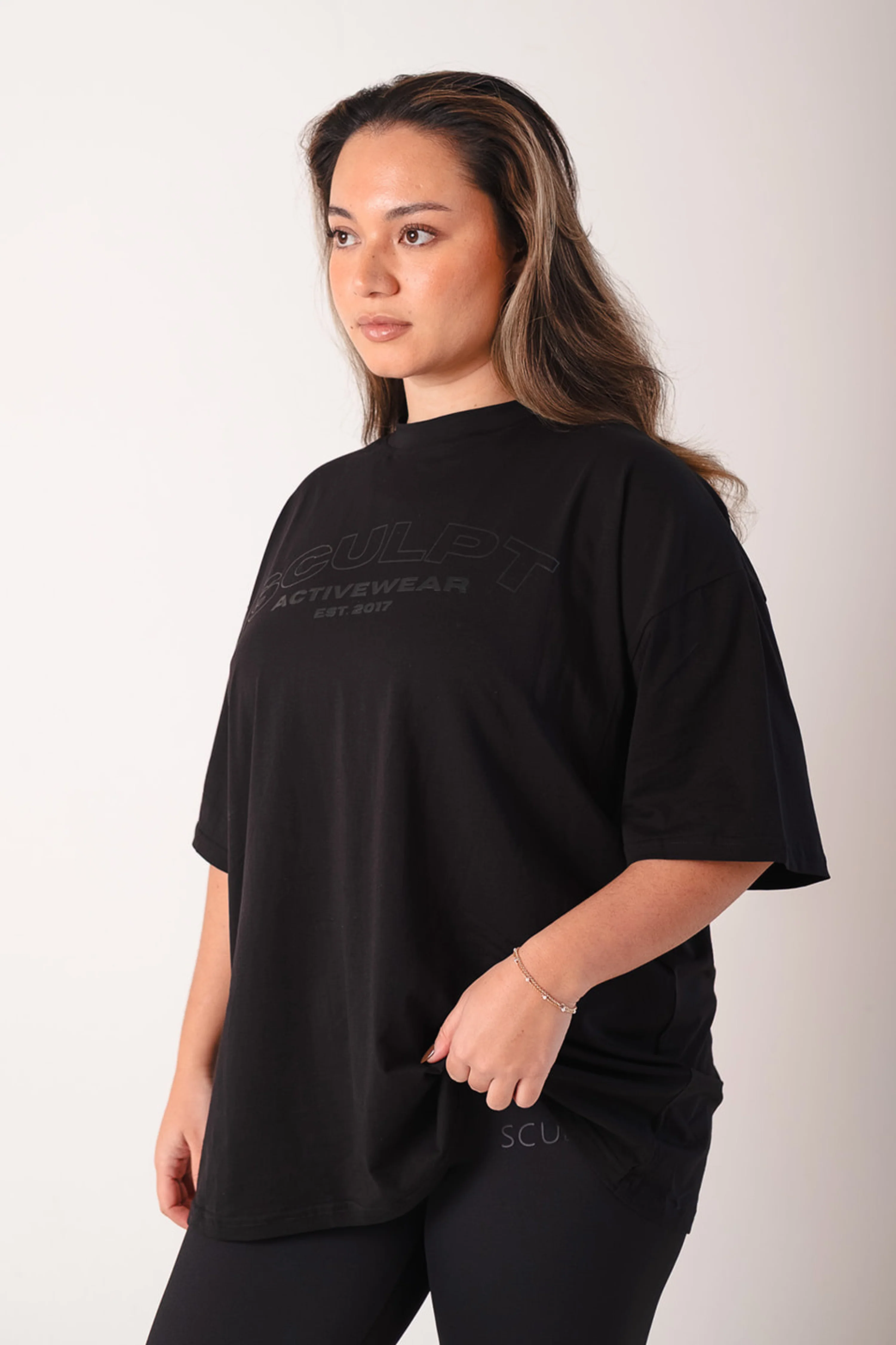 Signature Oversized Short Sleeve Logo T-Shirt Black - Image 9
