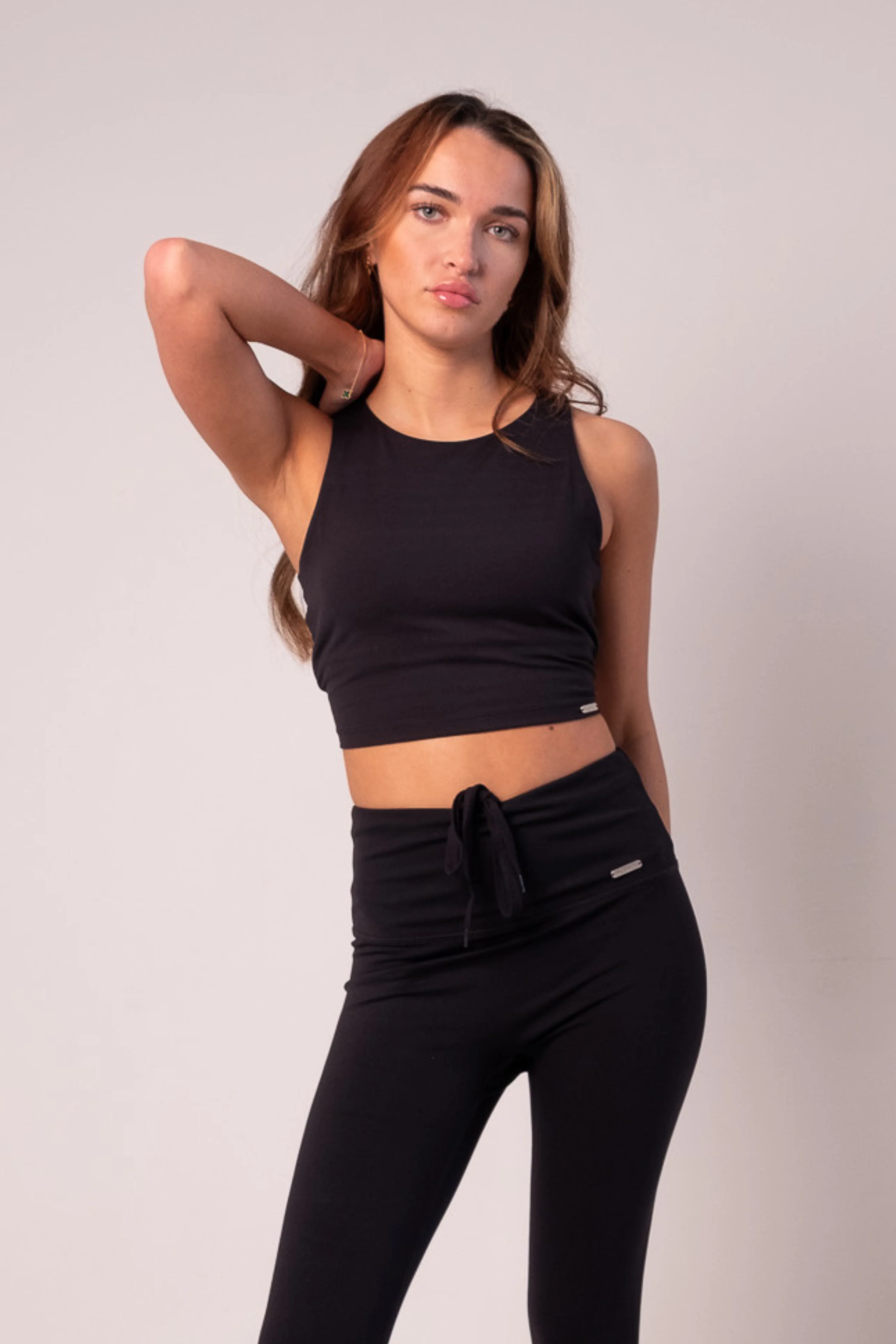 Signature Racer Crop Built In Bra Top Black - Image 9